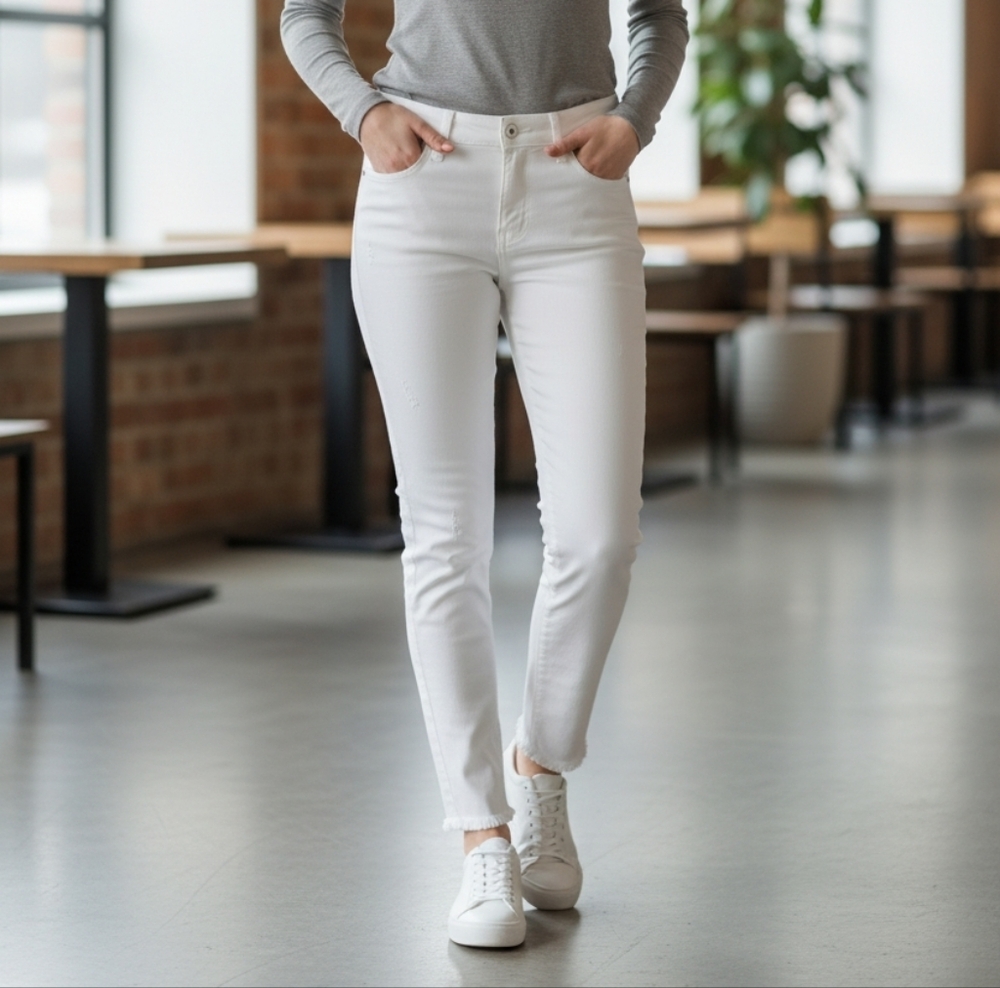 Women's RNT 23 PRE COLLECTIONS White Jeans WITH RED ACCENT